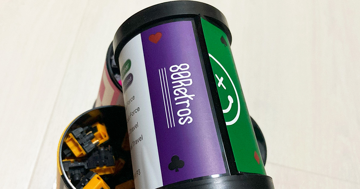 JOKERのケースを斜め側面から撮った写真